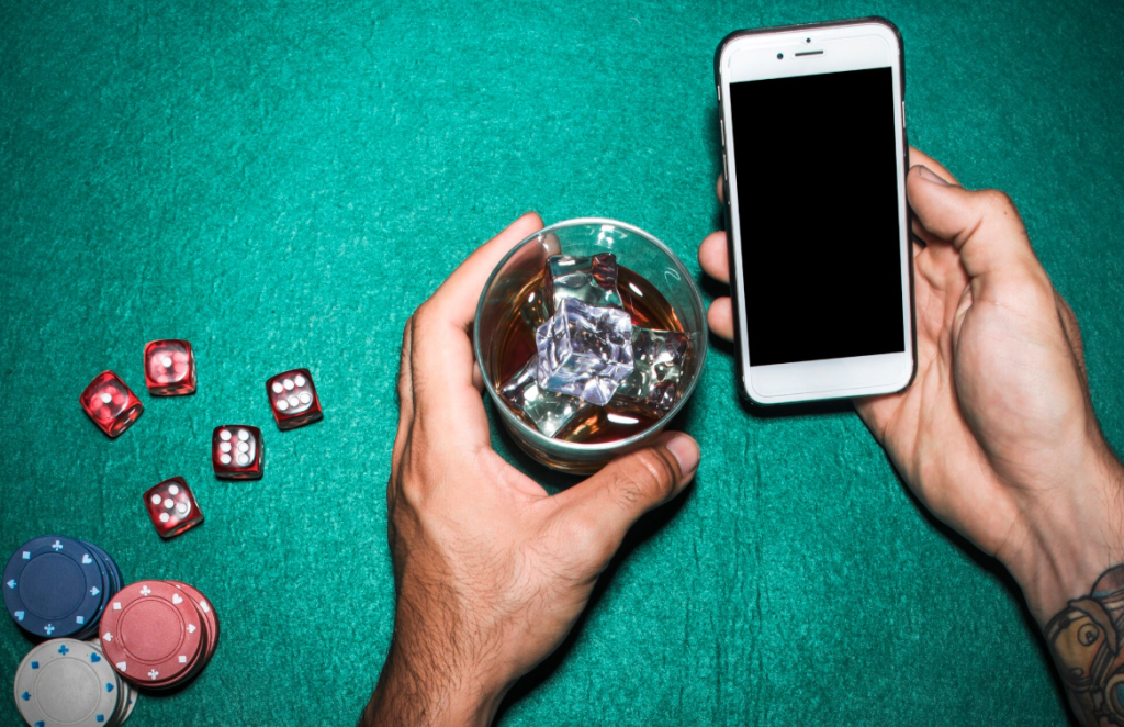 Play Live Casino Games Anytime You Want with the App